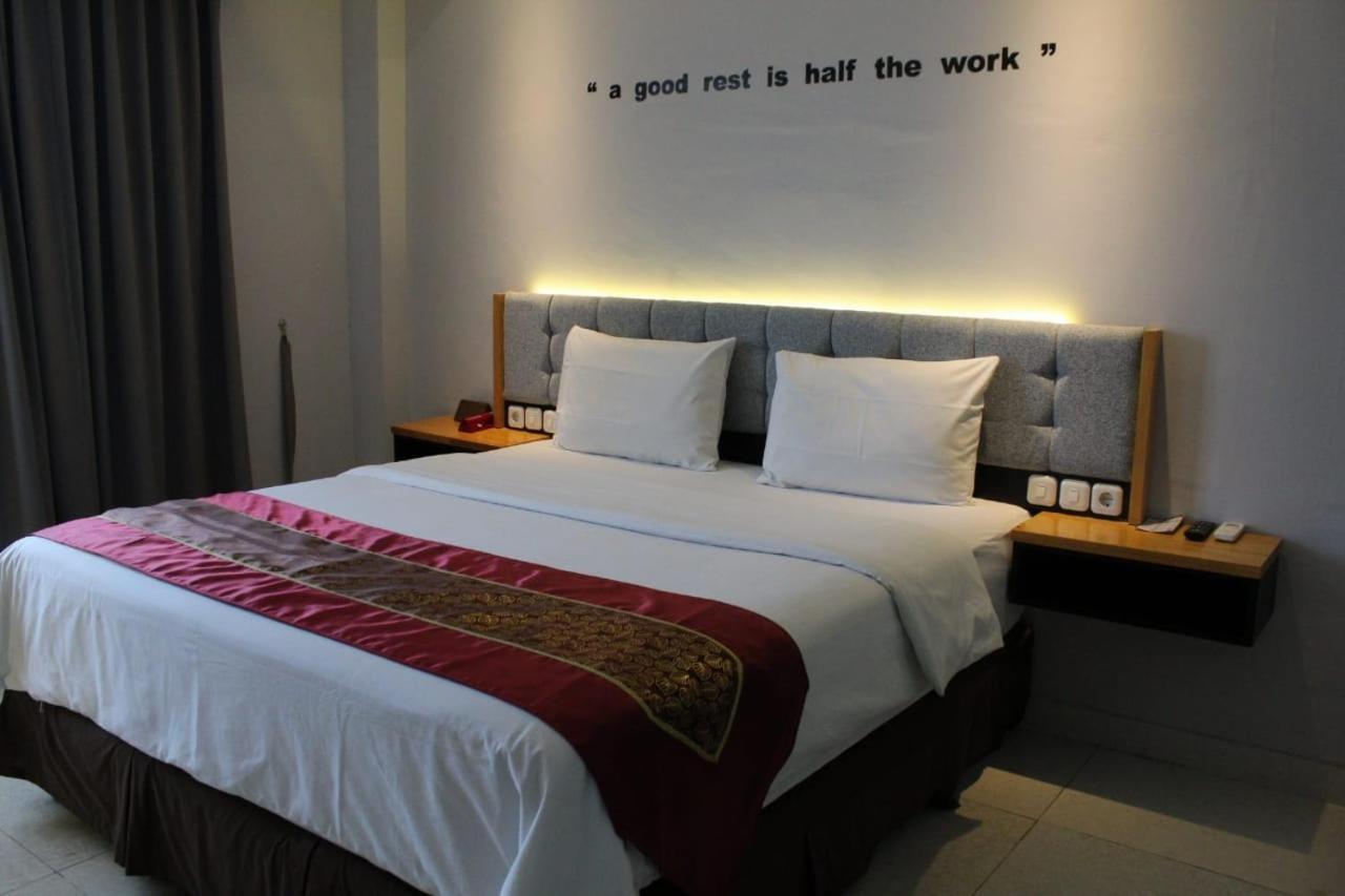 The Royal Idi Hotel Idirayeuk Esterno foto