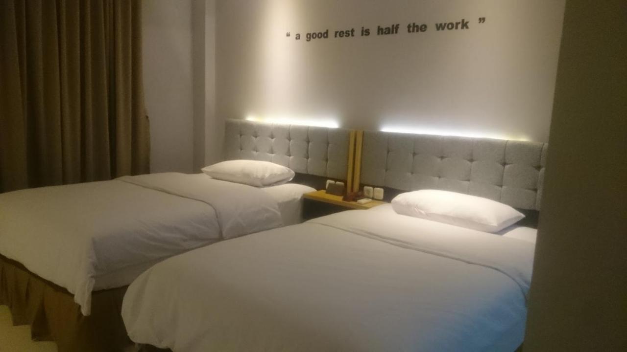 The Royal Idi Hotel Idirayeuk Esterno foto